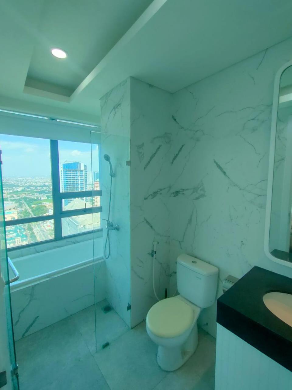 Super Penthouse Stmoritz Apartment, Lippomall Puri Indah Jakarta Exterior foto