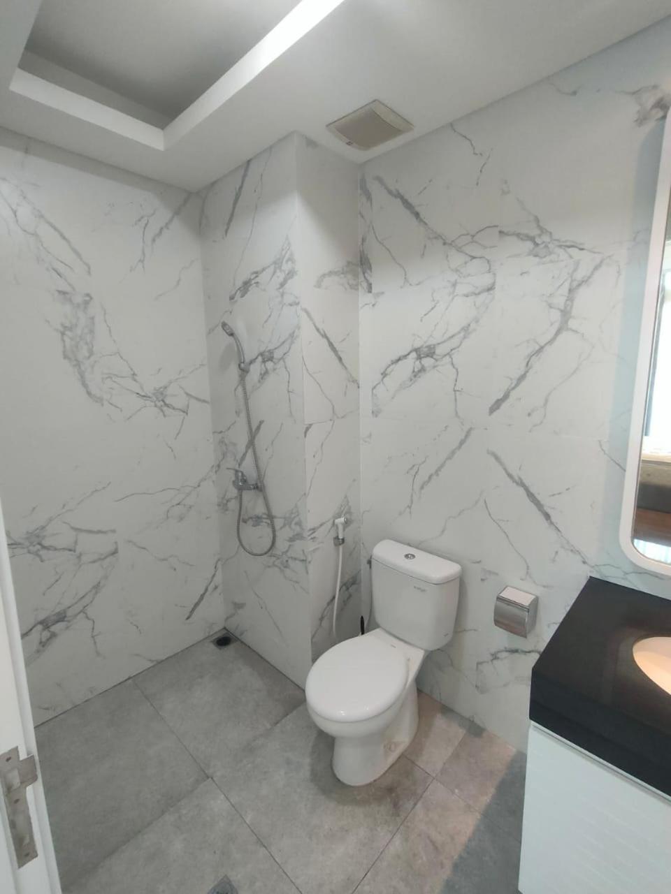 Super Penthouse Stmoritz Apartment, Lippomall Puri Indah Jakarta Exterior foto